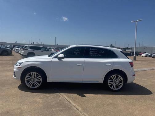 2018 Audi Q5 2.0T Premium Plus