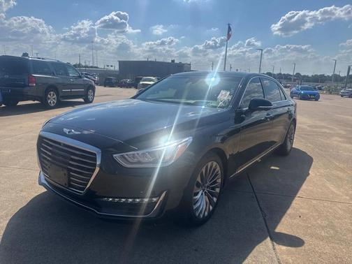 2018 Genesis G90 Premium