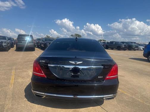 2018 Genesis G90 Premium