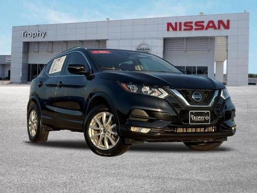2022 Nissan Rogue Sport SV