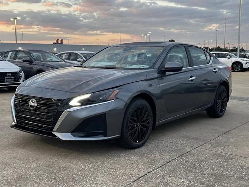 2025 Nissan Altima SV AWD