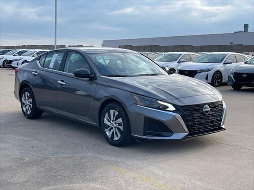 2025 Nissan Altima S FWD