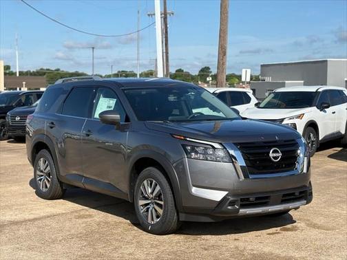 2025 Nissan Pathfinder SL FWD