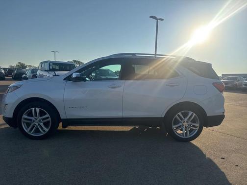 2020 Chevrolet Equinox Premier w/2LZ