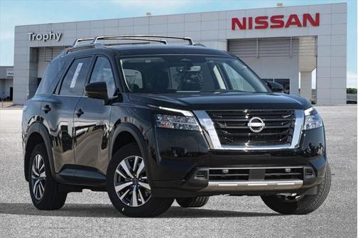 2024 Nissan Pathfinder SL FWD