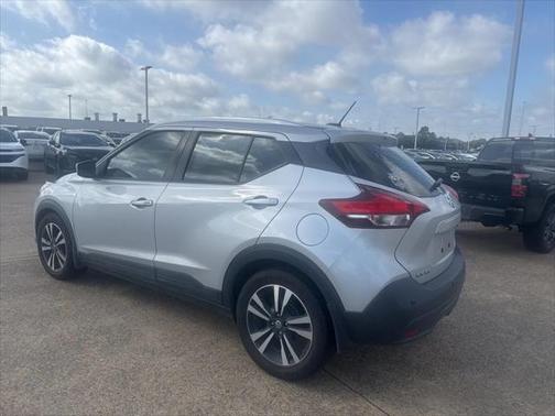 2020 Nissan Kicks SV