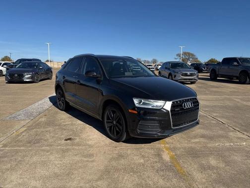 2017 Audi Q3 2.0T Premium