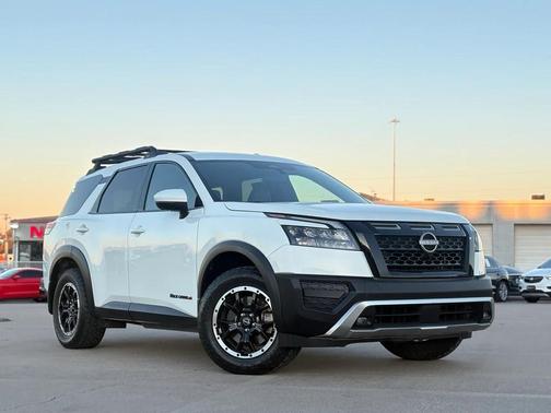 2023 Nissan Pathfinder Rock Creek 4WD