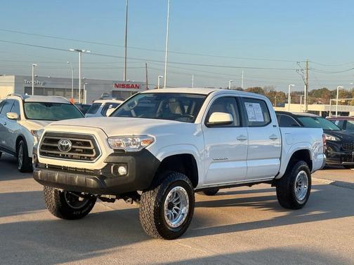 2020 Toyota Tacoma SR5