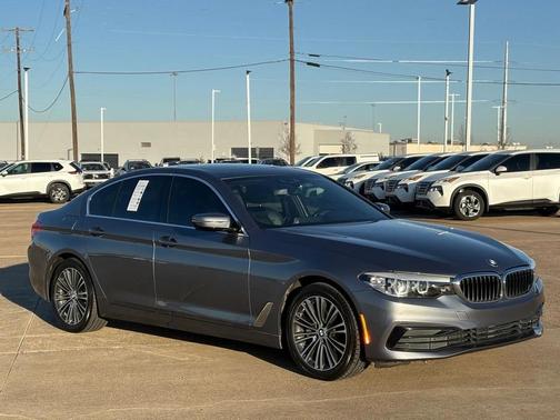 2019 BMW 530 530i