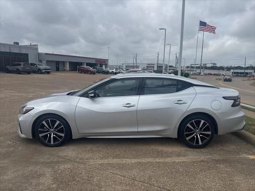 2022 Nissan Maxima SV Xtronic CVT