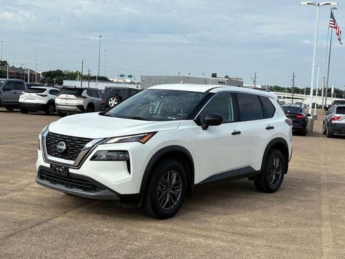 Glacier White 2023 Nissan Rogue S