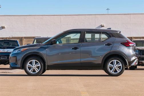 2024 Nissan Kicks S