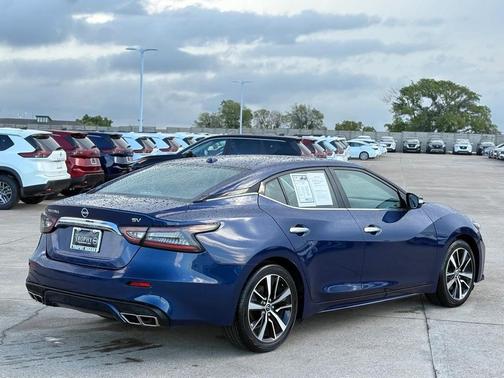 2023 Nissan Maxima SV Xtronic CVT