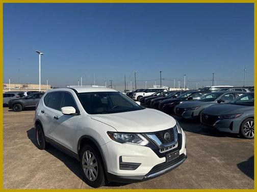 2020 Nissan Rogue S