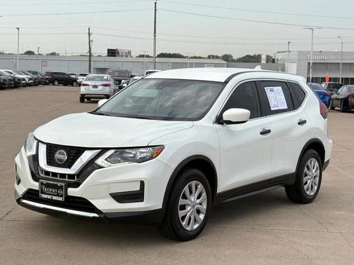 2020 Nissan Rogue S