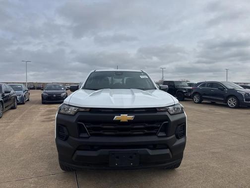 2024 Chevrolet Colorado WT
