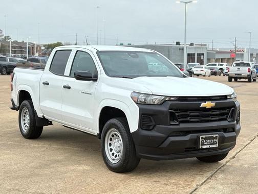 2024 Chevrolet Colorado WT