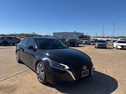 2023 Nissan Altima 2.5 SL