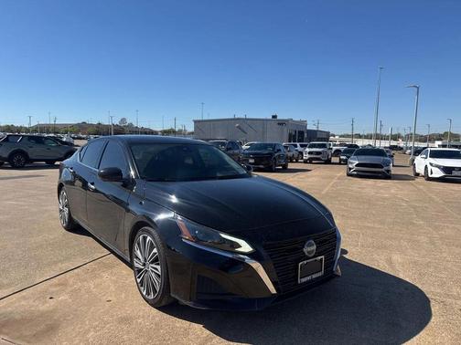 2023 Nissan Altima 2.5 SL