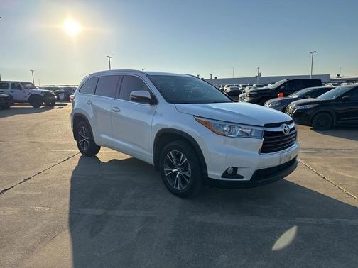 2016 Toyota Highlander XLE
