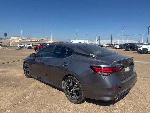 2021 Nissan Sentra SR