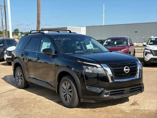 2025 Nissan Pathfinder SV FWD