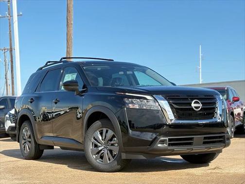 2025 Nissan Pathfinder SV FWD