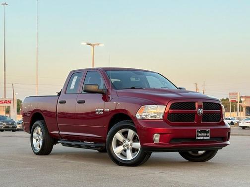 Deep Cherry Red Crystal Pearlcoat 2013 RAM 1500 Tradesman/Express