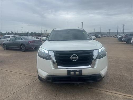 2024 Nissan Pathfinder SV FWD