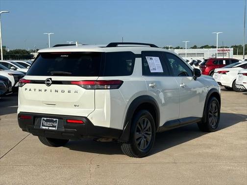 2024 Nissan Pathfinder SV FWD