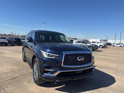 2024 INFINITI QX80 Luxe