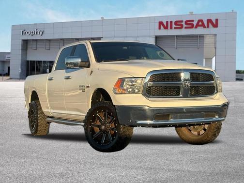 2020 RAM 1500 Classic SLT