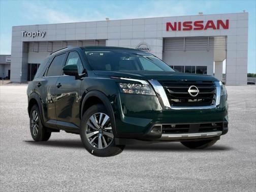 2025 Nissan Pathfinder SL 4WD
