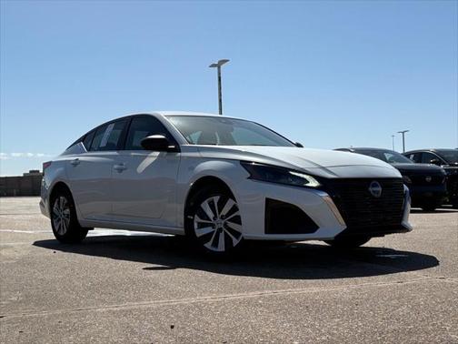 2025 Nissan Altima S FWD
