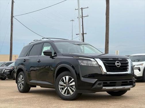 2025 Nissan Pathfinder SL FWD