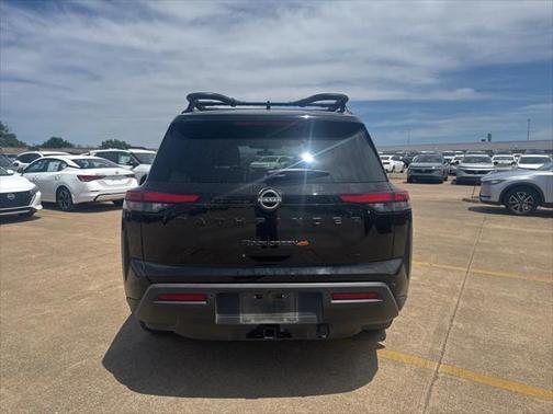 2023 Nissan Pathfinder Rock Creek 4WD