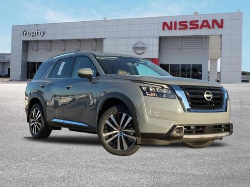 2025 Nissan Pathfinder Platinum 4WD