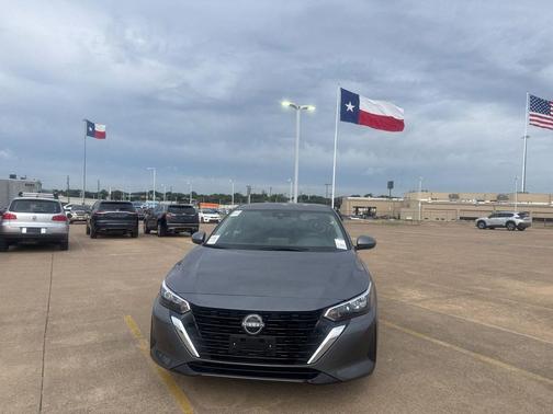 Gun Metallic 2025 Nissan Sentra SV
