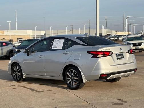2020 Nissan Versa 1.6 SV