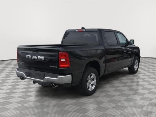 Diamond Black Crystal Pearlcoat 2026 RAM 1500 Big Horn/Lone Star