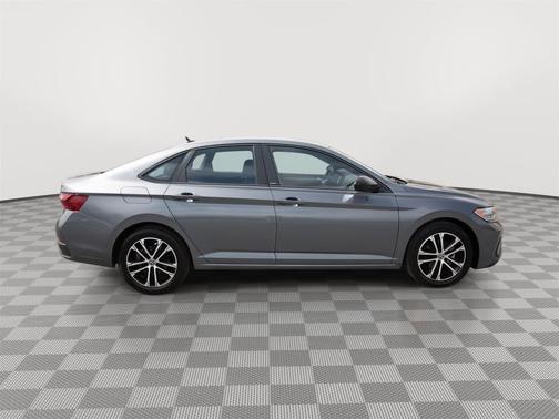 Platinum Gray Metallic 2023 Volkswagen Jetta 1.5T Sport