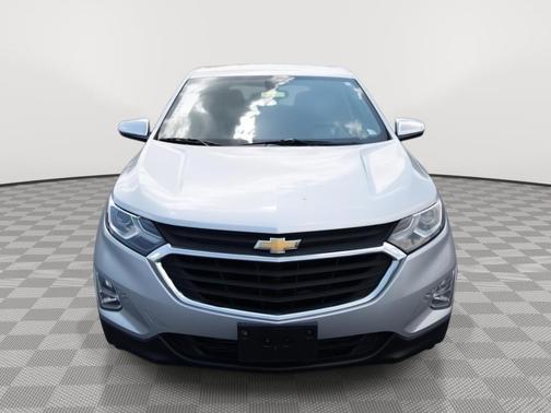 Silver Ice Metallic 2018 Chevrolet Equinox LT