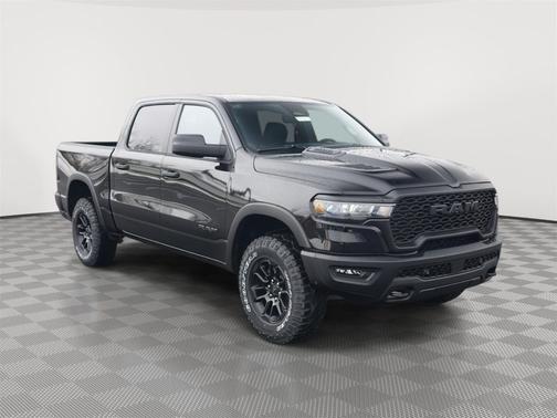Diamond Black Crystal Pearlcoat 2026 RAM 1500 Rebel