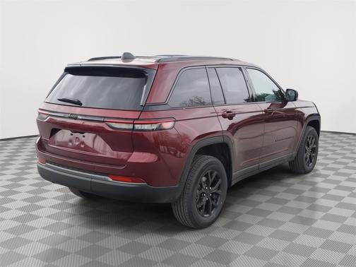 Velvet Red Pearlcoat 2026 Jeep Grand Cherokee Altitude