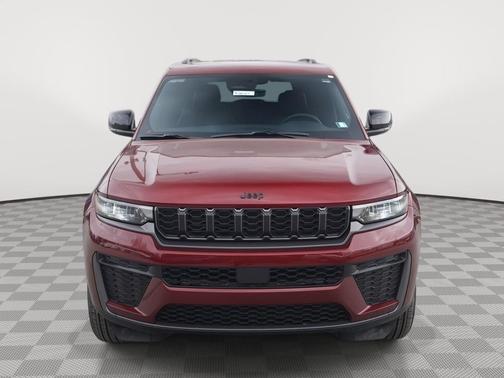 Velvet Red Pearlcoat 2026 Jeep Grand Cherokee Altitude