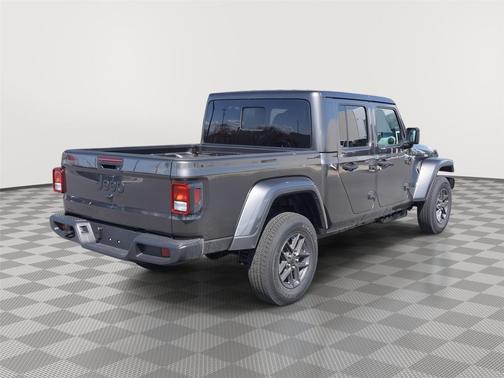 Granite Crystal Metallic Clearcoat 2026 Jeep Gladiator Sport S