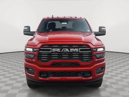Molten Red Pearlcoat 2026 RAM 2500 Big Horn Crew Cab 4x4 8' Box