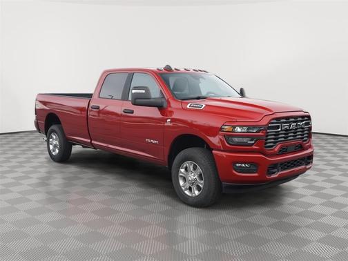 Molten Red Pearlcoat 2026 RAM 2500 Big Horn Crew Cab 4x4 8' Box