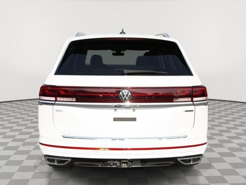 Deep Black Pearl 2024 Volkswagen Atlas 2.0T SEL Premium R-Line 4MOTION